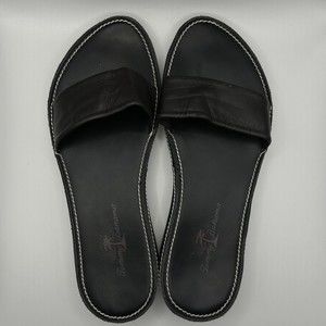 Tommy Bahama Sandals